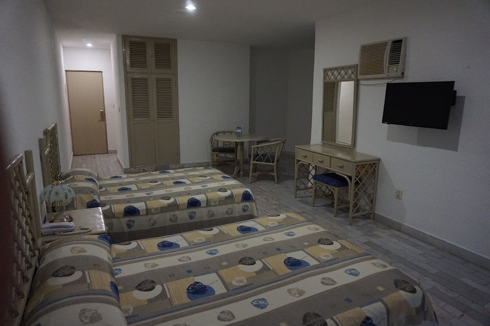 Las Perlas Condos 坎昆 外观 照片